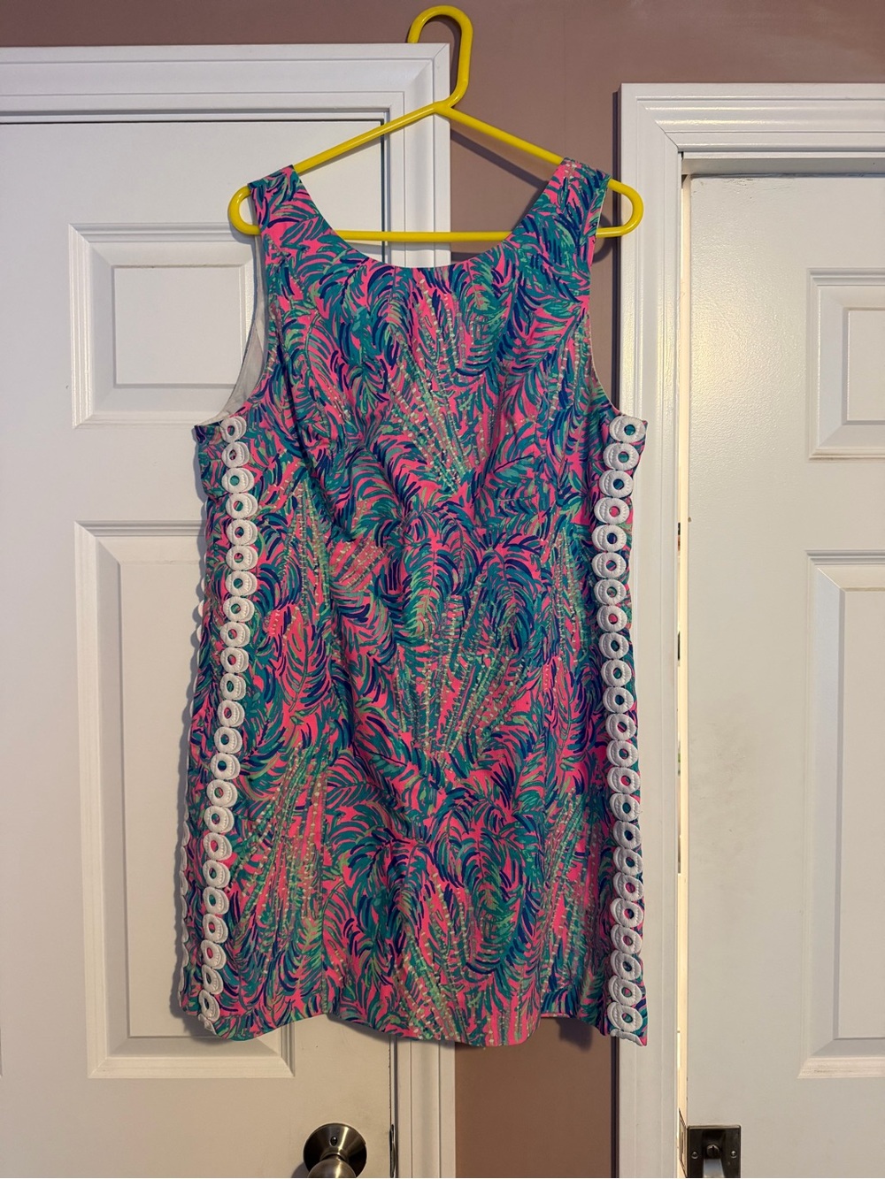 Lilly Pulitzer Sleeveless Tropical Print Shift Dress in Pink & Teal